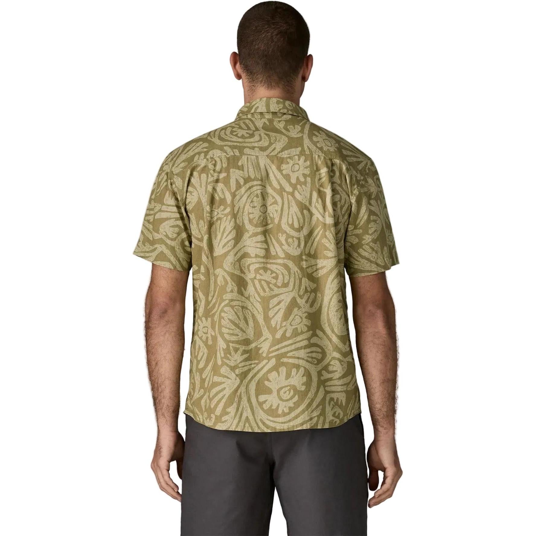 PATAGONIA Men's Short Sleeve Back Step Button-Down Shirt
