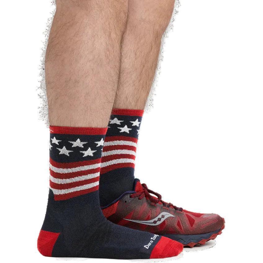DARN TOUGH Men's Patriot Micro Crew Ultra-Lightweight Running Socks 1037