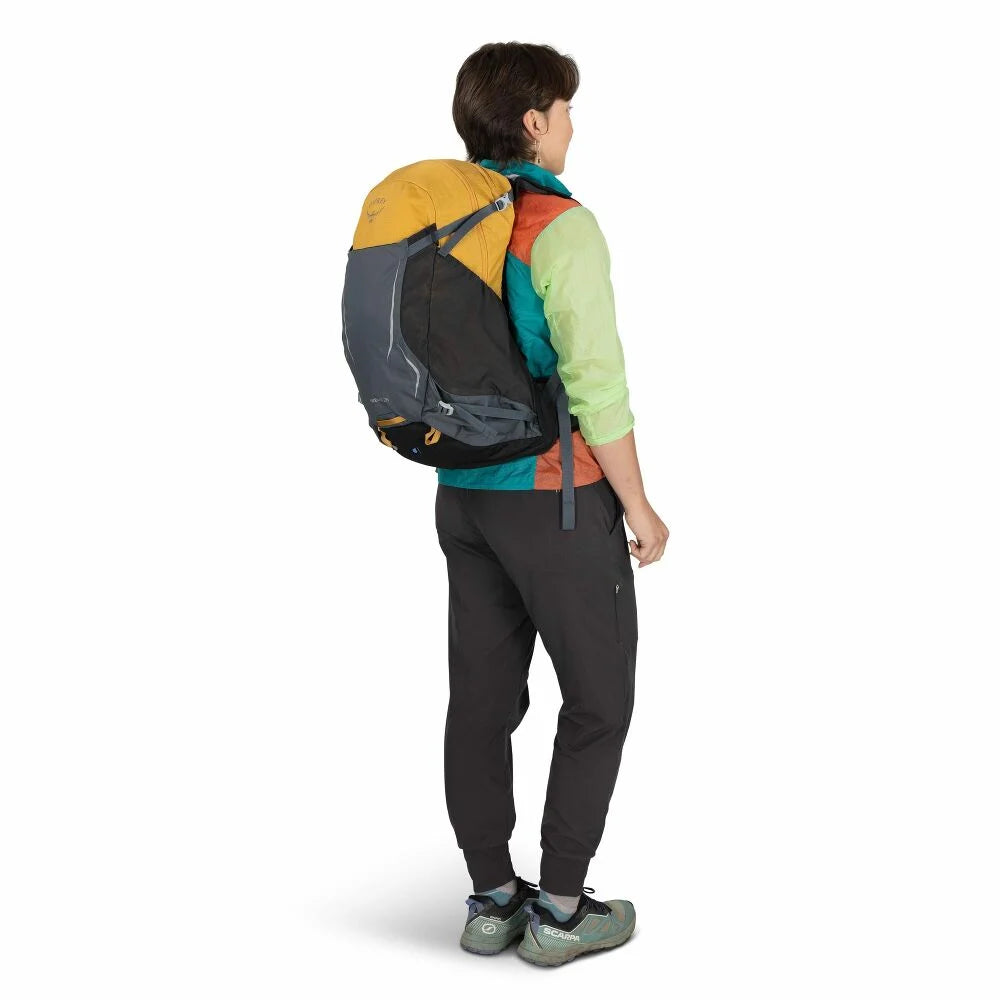 OSPREY HikeLite 26L Hiking Pack Tungsten-Yellow