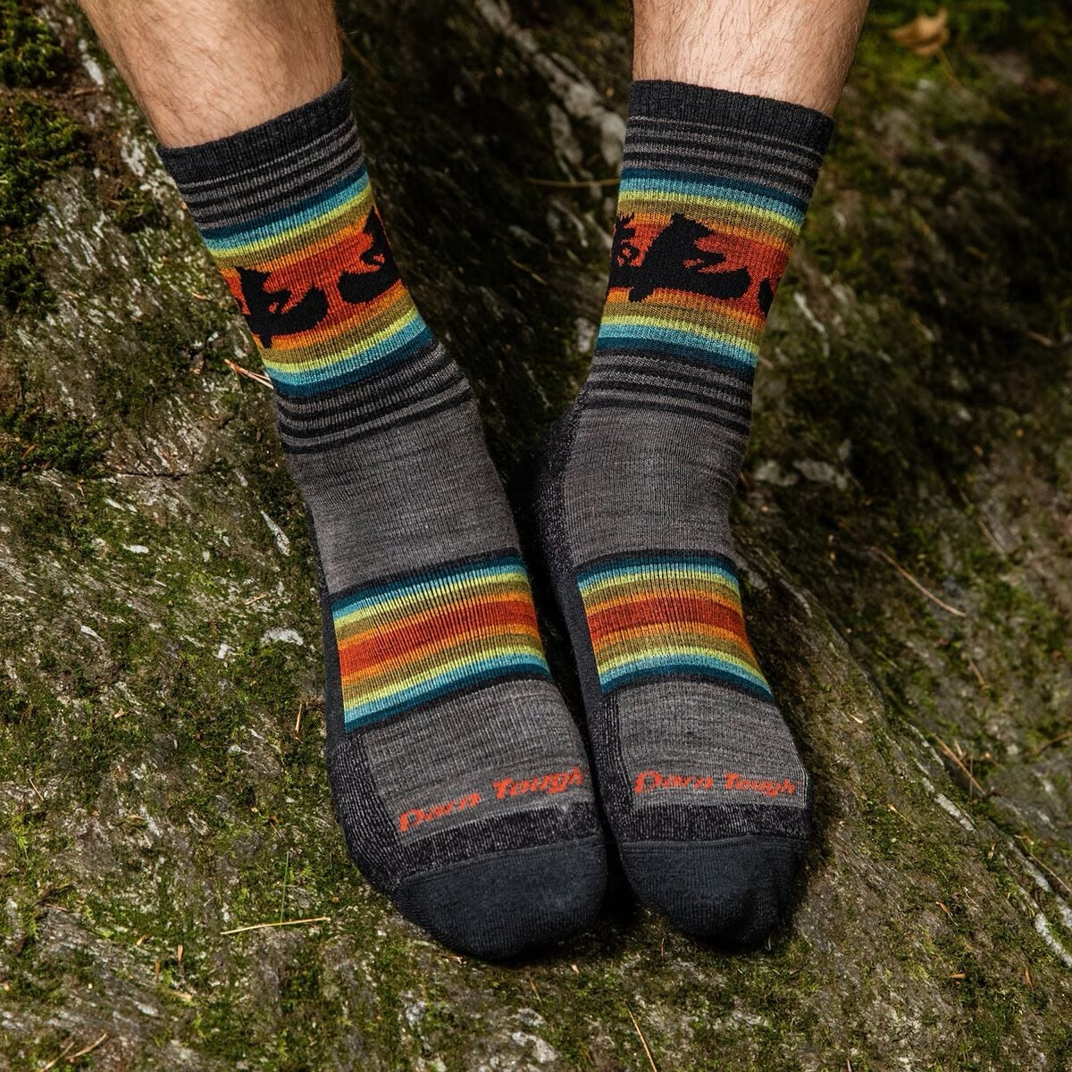 DARN TOUGH Men’s Willoughby Micro Crew Lightweight Hiking Socks 5003 Taupe