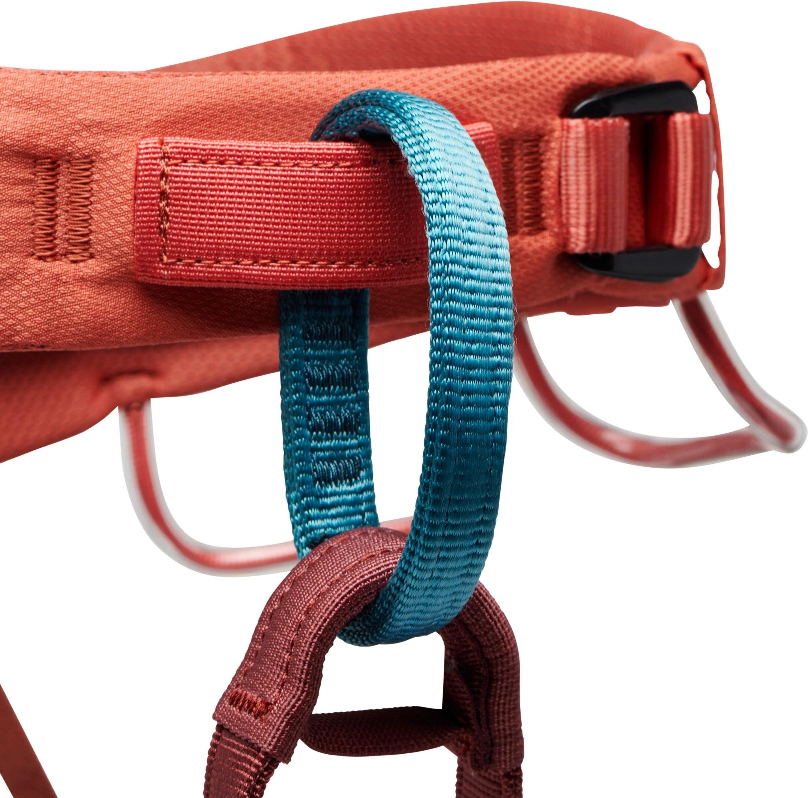 BLACK DIAMOND Women's MOMENTUM Climbing Harness