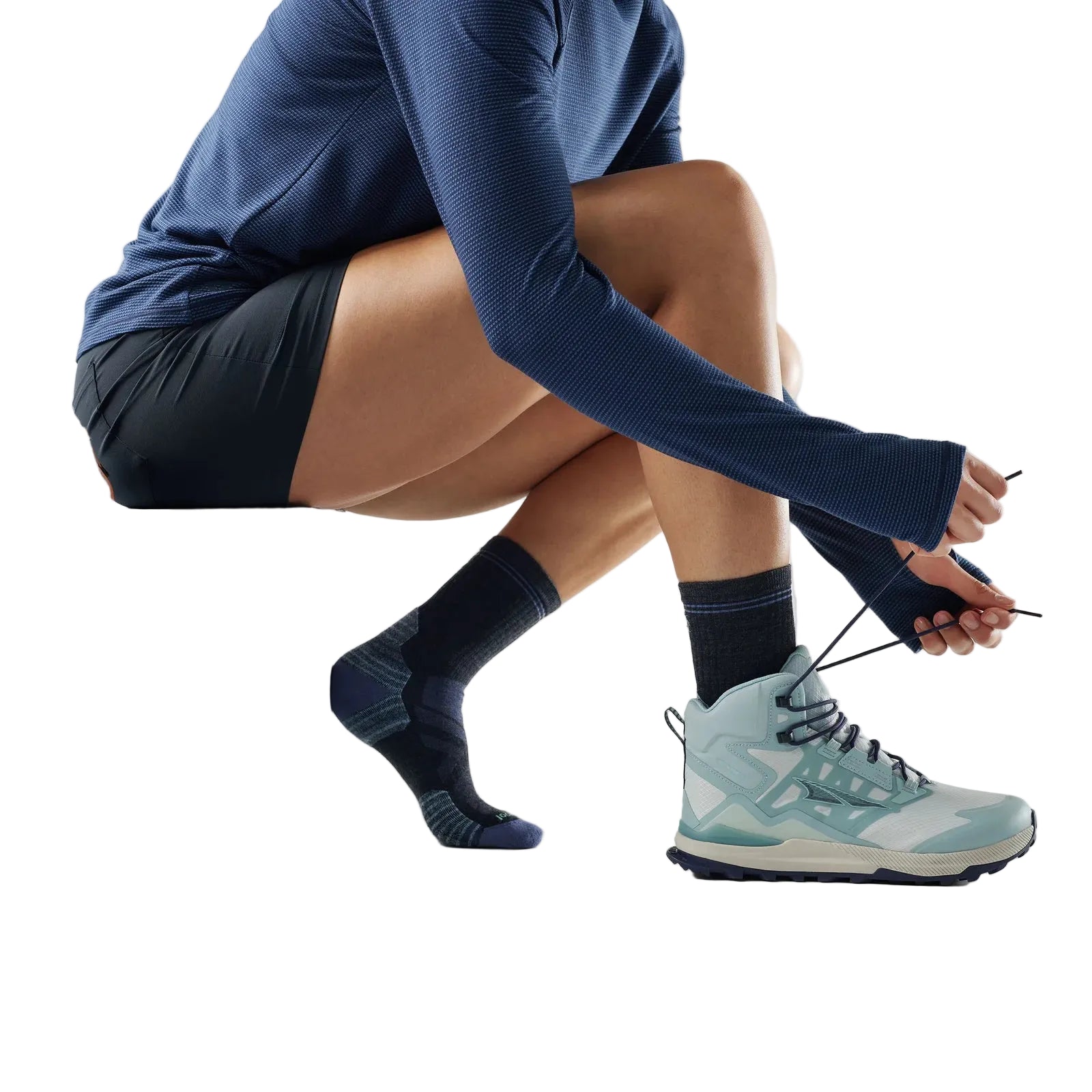 SMARTWOOL Women's Hike Mid-Crew Targeted Cushion Socks Charcoal