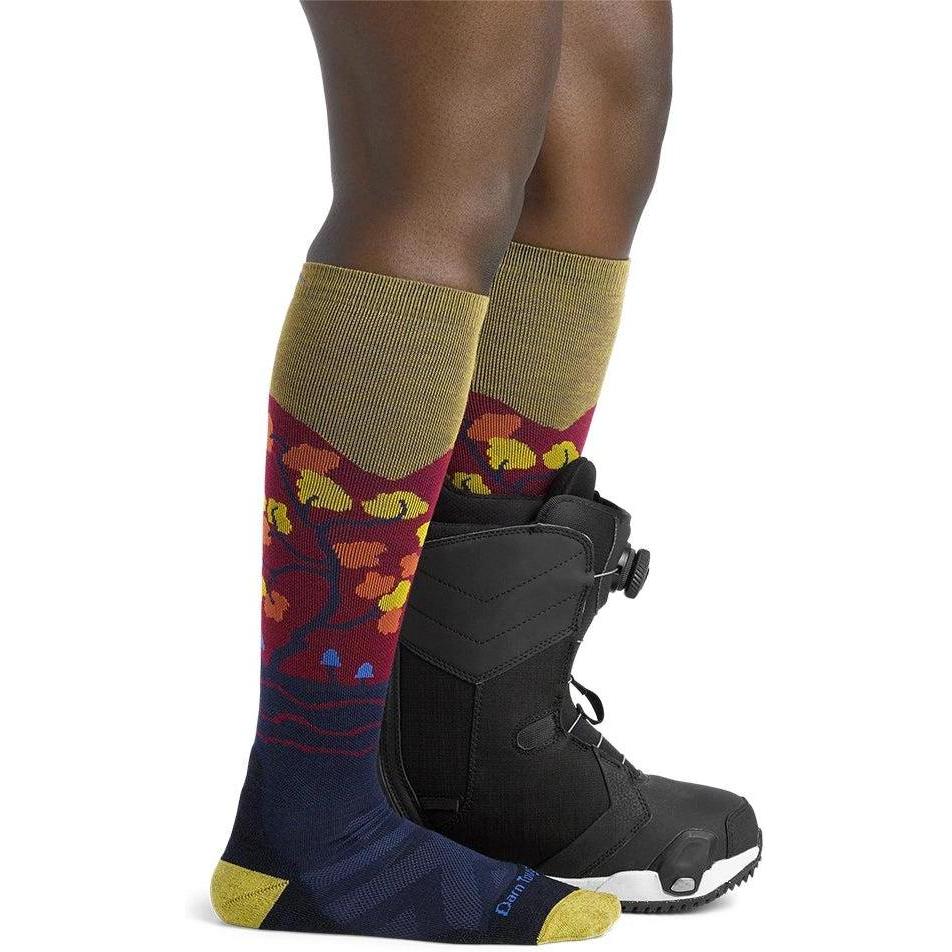 DARN TOUGH Women's Enchanted Over-the-Calf Midweight Ski & Snowboard Socks 8046